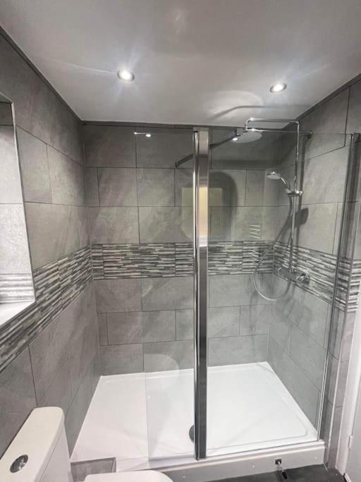 Large 1 Bedroom Flat With Private Parking Plymouth Zewnętrze zdjęcie